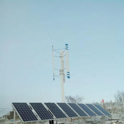 Sistema di generazione ibrida di energia eolica da 3 kW / 5 kW / 10 kW con lame di fibra di vetro rinforzate