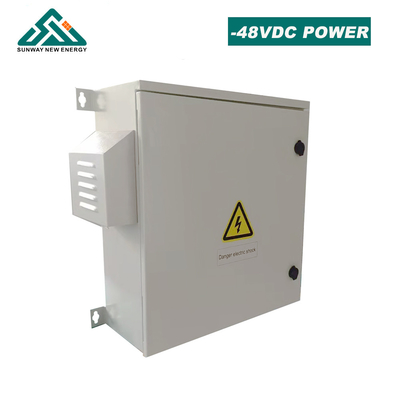Batteria al piombo acido Sistema di energia solare 48VDC 50hz Frequenza di uscita Per stazione base di telecomunicazioni