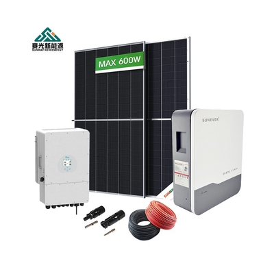 Sistema di energia solare domestica a rete ibrida da 5 kW con kit di pannelli solari al silicio monocristallino